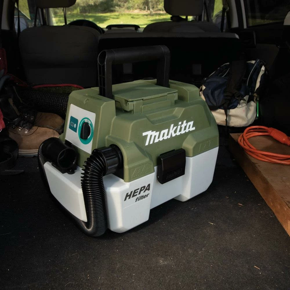 Makita Outdoor Adventure 18V LXT Brushless Wet Dry Vacuum 10 Makita Outdoor Adventure 18V LXT Brushless Wet Dry Vacuum - Image 8
