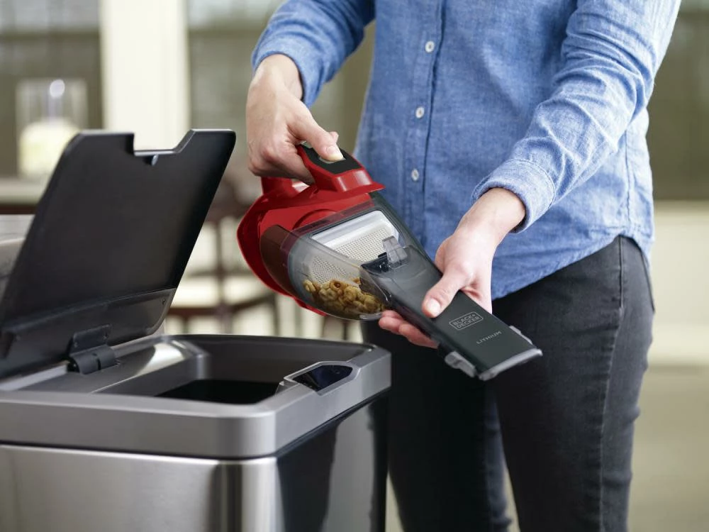 Black And Decker DUSTBUSTER Hand Vacuum Chili Red 11 Black And Decker DUSTBUSTER Hand Vacuum Chili Red - Image 9