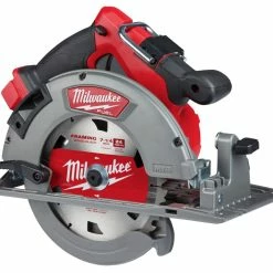 Milwaukee M18 FUEL 7-1/4 In. Circular Saw