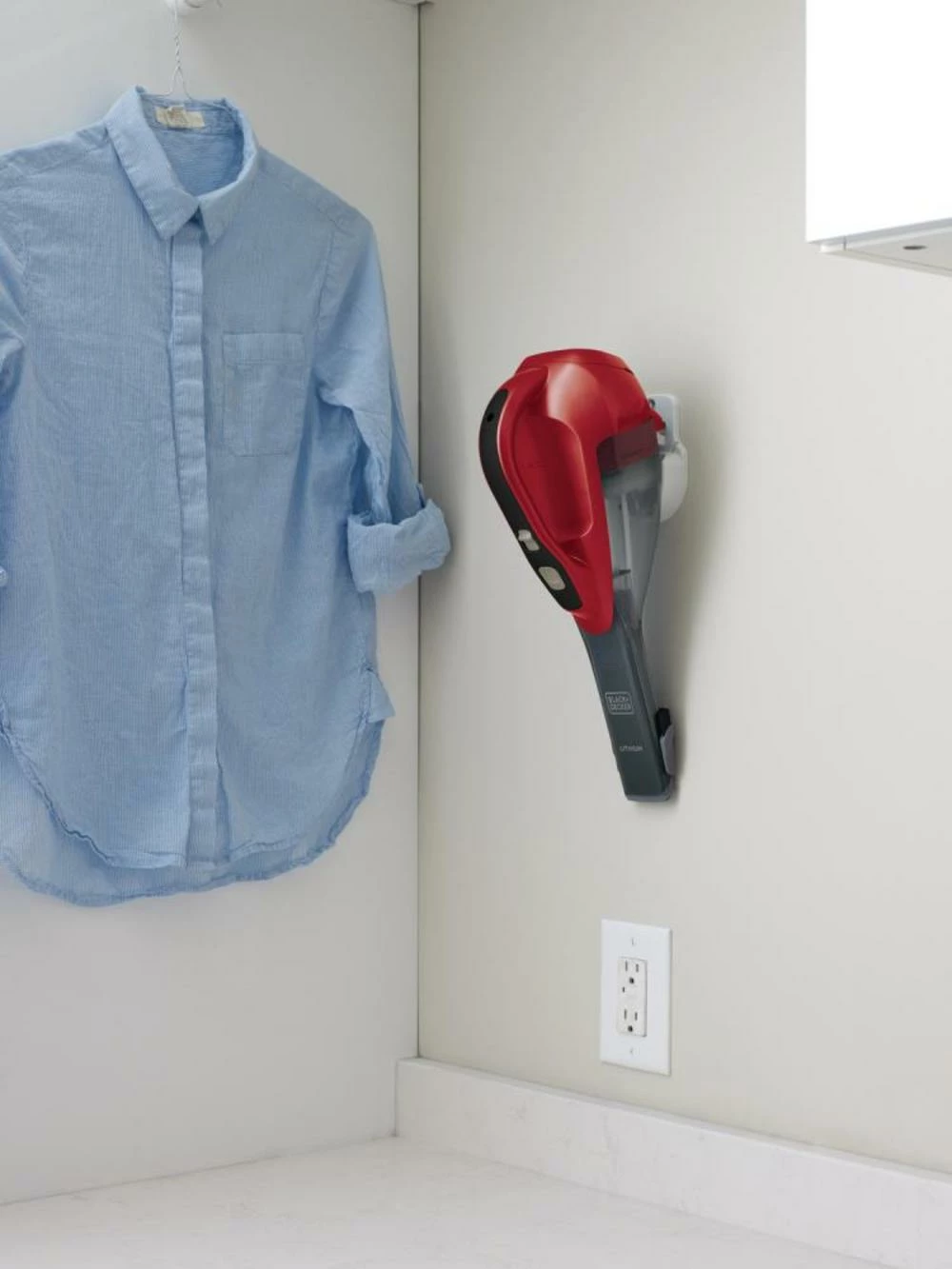 Black And Decker DUSTBUSTER Hand Vacuum Chili Red 19 Black And Decker DUSTBUSTER Hand Vacuum Chili Red - Image 17