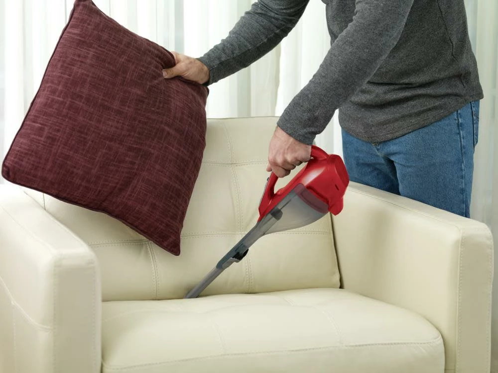 Black And Decker DUSTBUSTER Hand Vacuum Chili Red 15 Black And Decker DUSTBUSTER Hand Vacuum Chili Red - Image 13
