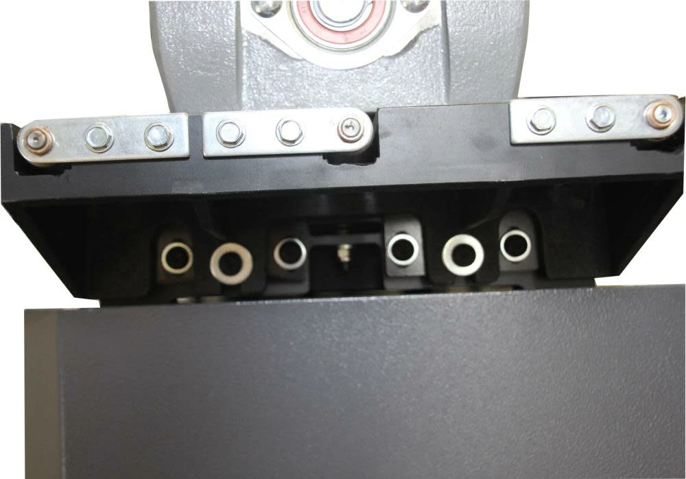 Supermax Tools 25-50 Drum Sander With Closed Stand 6 Supermax Tools 25-50 Drum Sander With Closed Stand - Image 4