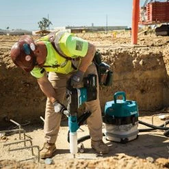 Makita 40V Max XGT 2.1 Gallon HEPA Dry Dust Extractor Kit -Cheap Power Tools Store 67c7644d 5a57 4ab6 a56f b234533ca6c5 7