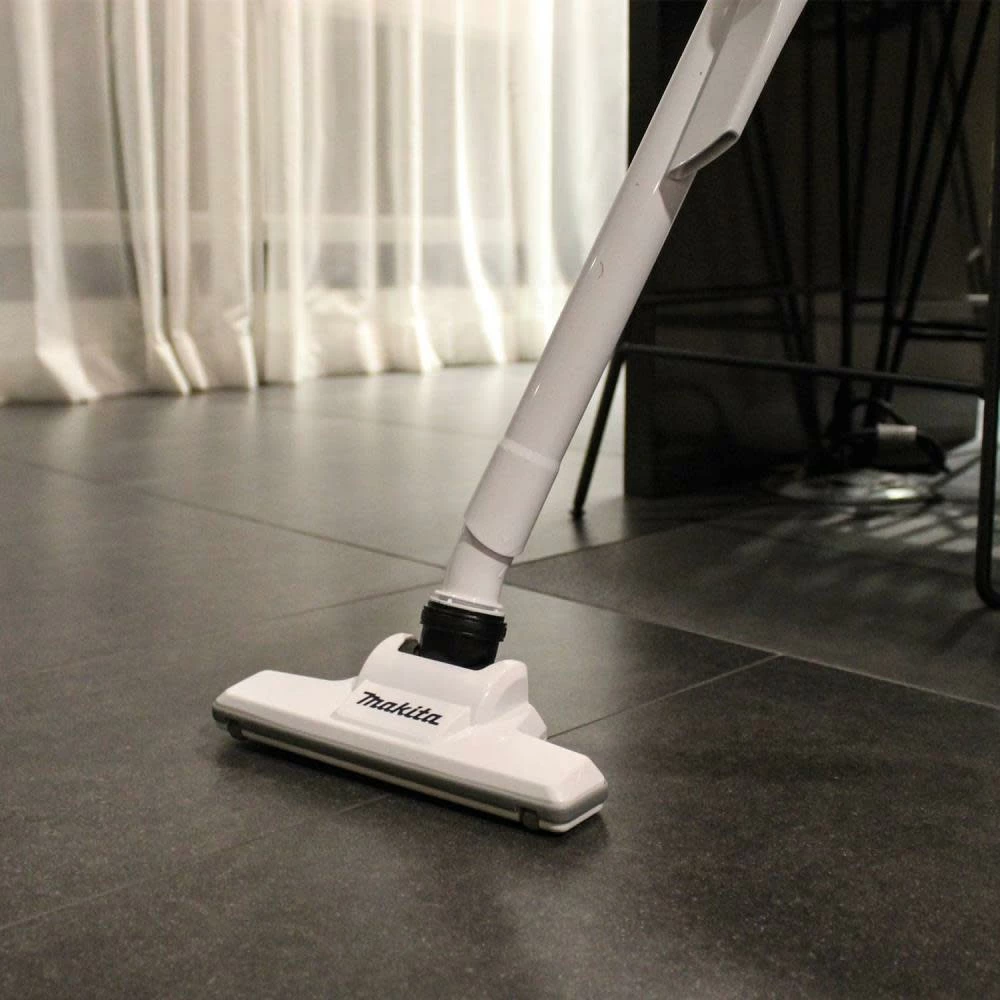 Makita 40V Max XGT 4 Speed Compact Stick Vacuum With Dust Bag Bare Tool 4 Makita 40V Max XGT 4 Speed Compact Stick Vacuum With Dust Bag Bare Tool - Image 2