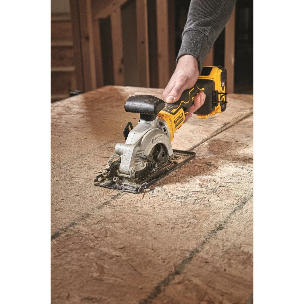 DEWALT ATOMIC 20V MAX* Brushless 4-1/2 In. Cordless Circular Saw (Tool Only) 7 DEWALT ATOMIC 20V MAX* Brushless 4-1/2 In. Cordless Circular Saw (Tool Only) - Image 5