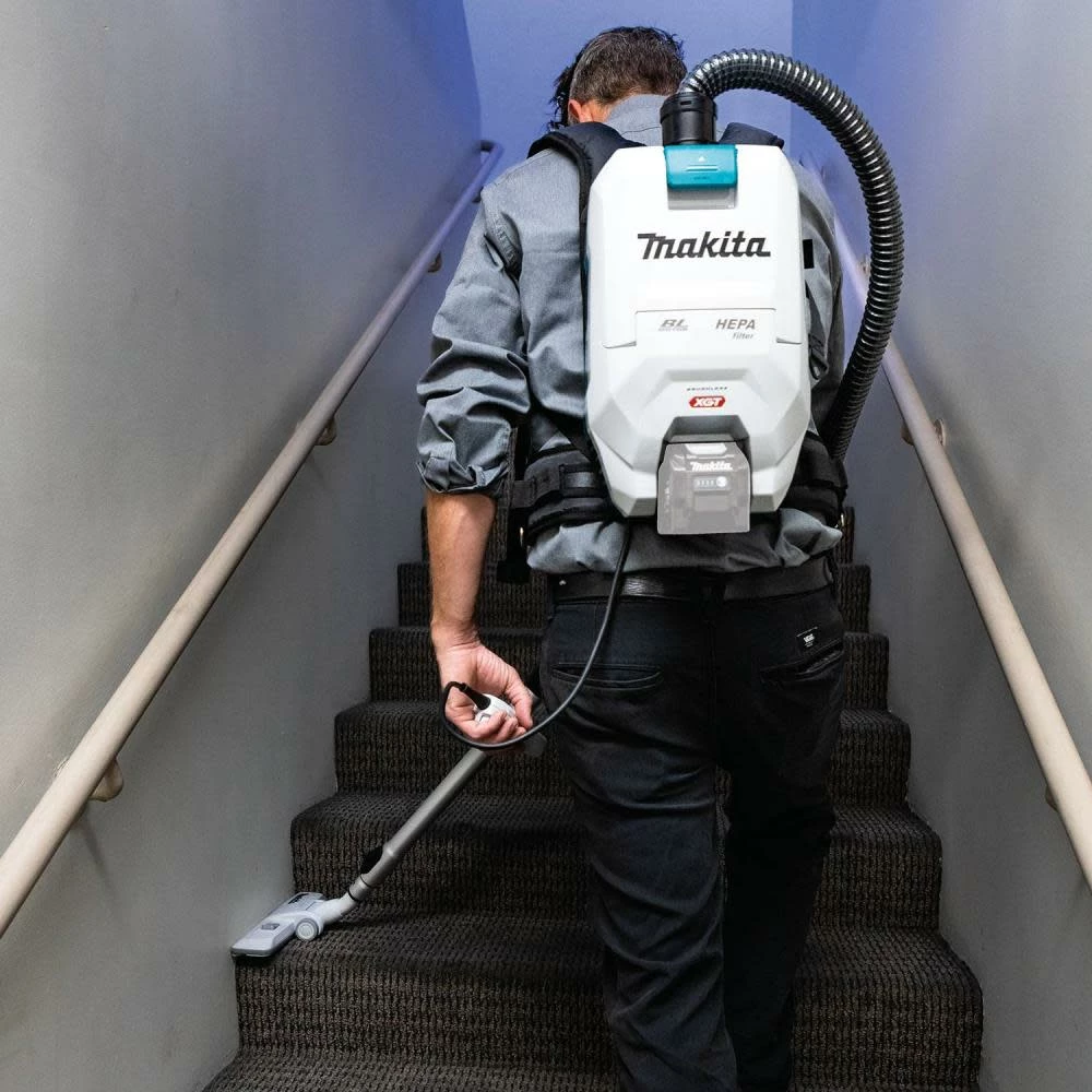 Makita 40V Max XGT 2 Quart HEPA Backpack Dry Vacuum Bare Tool 5 Makita 40V Max XGT 2 Quart HEPA Backpack Dry Vacuum Bare Tool - Image 3