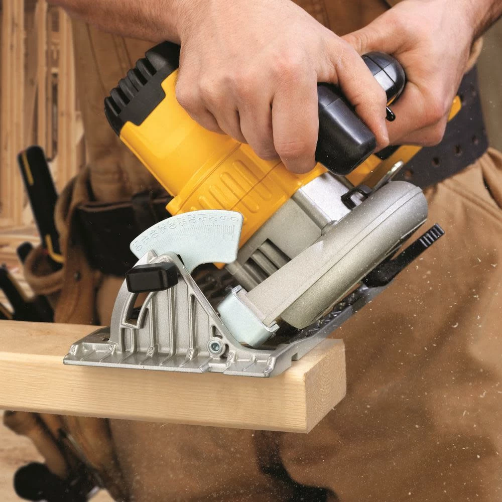 DEWALT 20V Max 6 1/2" Circular Saw With Brake & Magnesium Shoe Bare Tool 7 DEWALT 20V Max 6 1/2" Circular Saw With Brake & Magnesium Shoe Bare Tool - Image 5