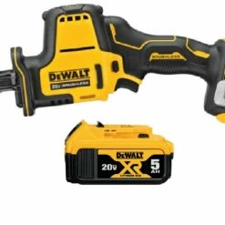 DEWALT Atomic 20V MAX One Handed Reciprocating Saw With 5AH Battery Bundle