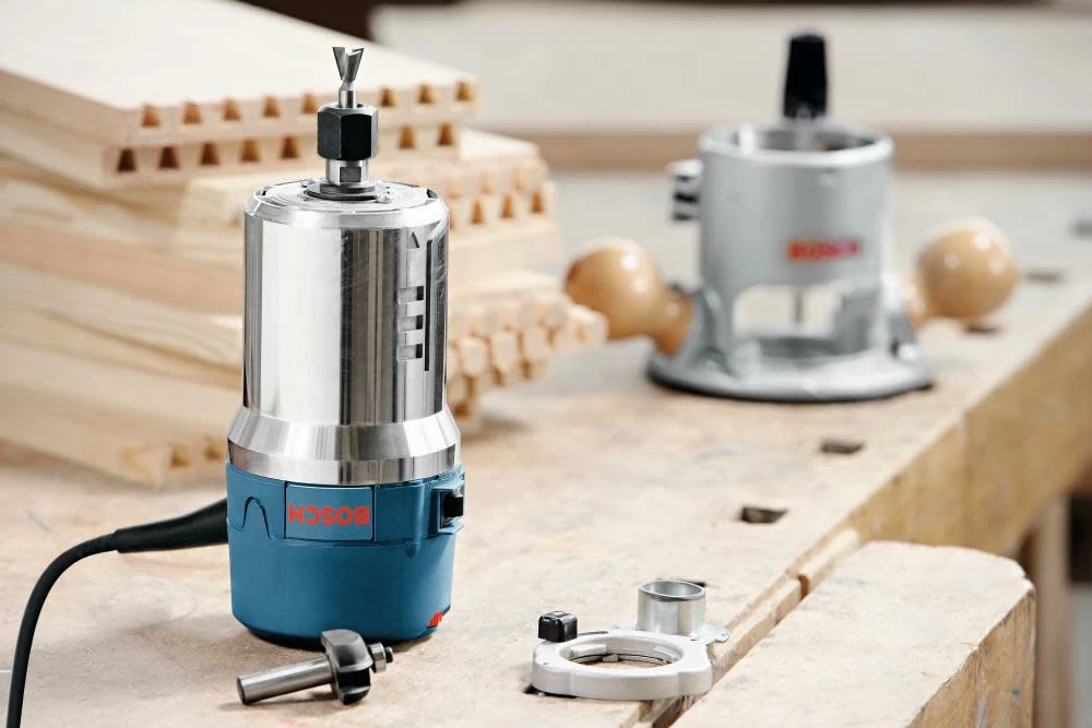 Bosch 2.25 HP Plunge And Fixed-Base Router Kit 4 Bosch 2.25 HP Plunge And Fixed-Base Router Kit - Image 2