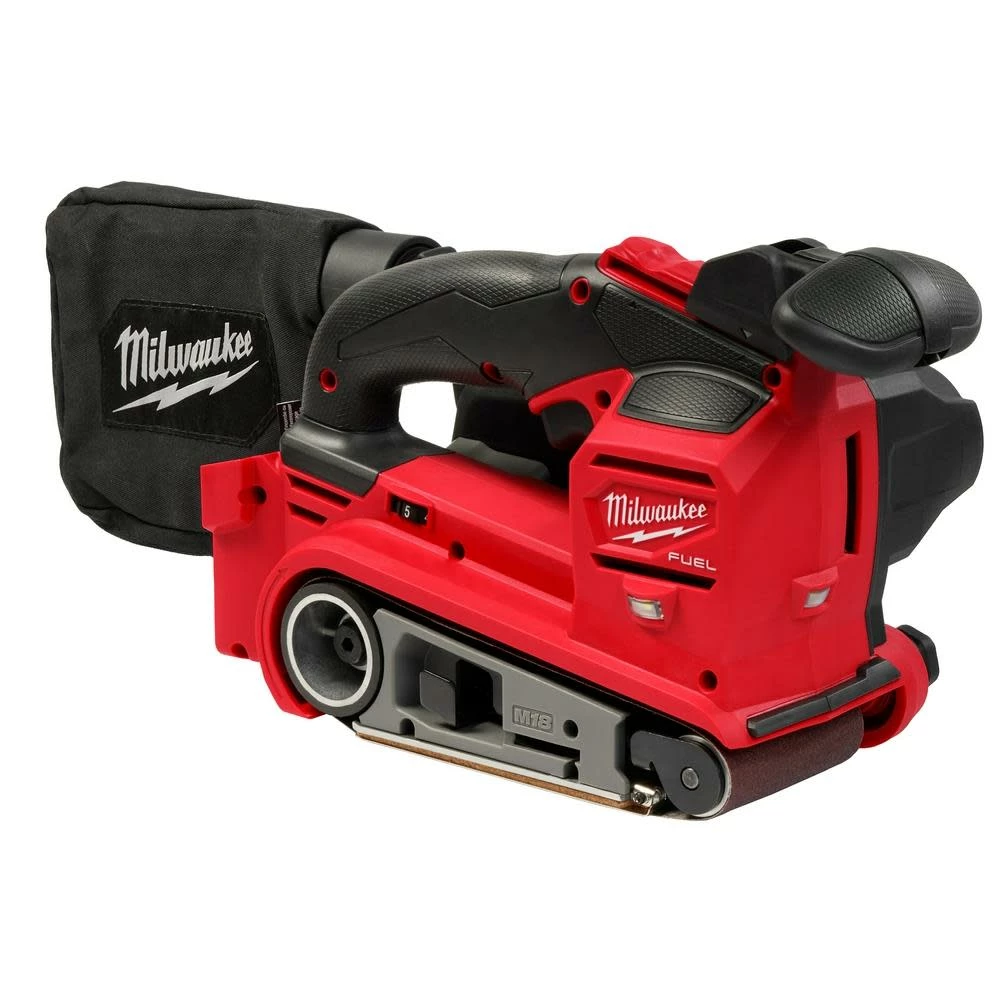 Milwaukee M18 FUEL 3"x18" Belt Sander 3 Milwaukee M18 FUEL 3"x18" Belt Sander