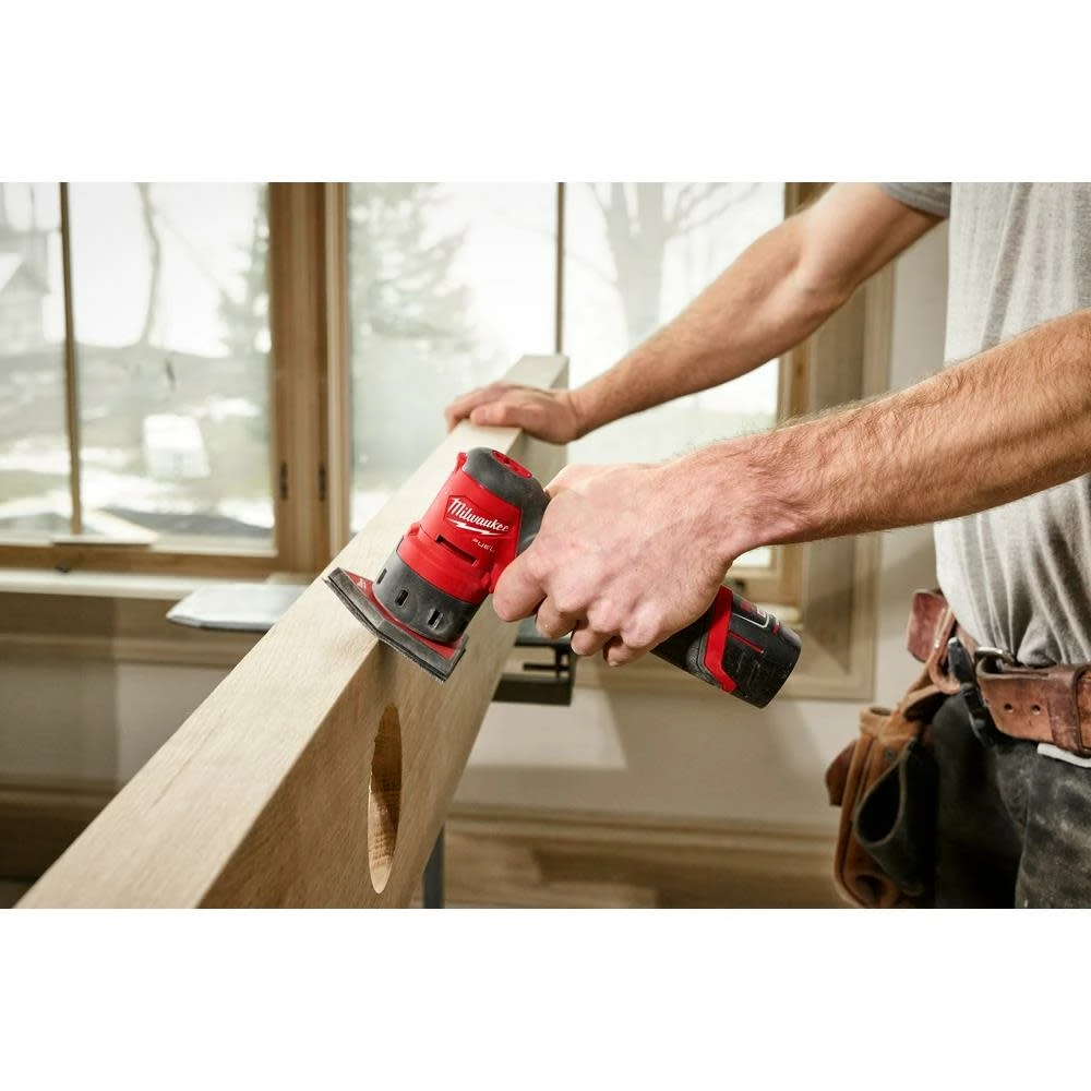 Milwaukee M12 FUEL Orbital Detail Sander Bare Tool 13 Milwaukee M12 FUEL Orbital Detail Sander Bare Tool - Image 11
